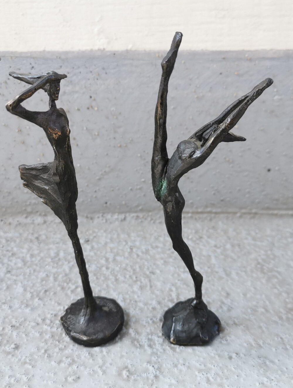Vintage Bronze Female Sculptures by Corry Ammerlaan-van Niekerk Pair